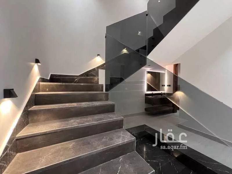 6 bedroom villa in Al Safa, Riyadh 9