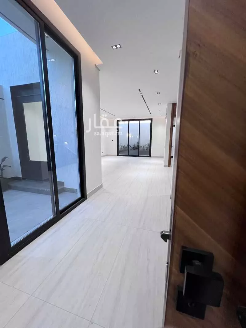 6 bedroom villa in Al Safa, Riyadh 11