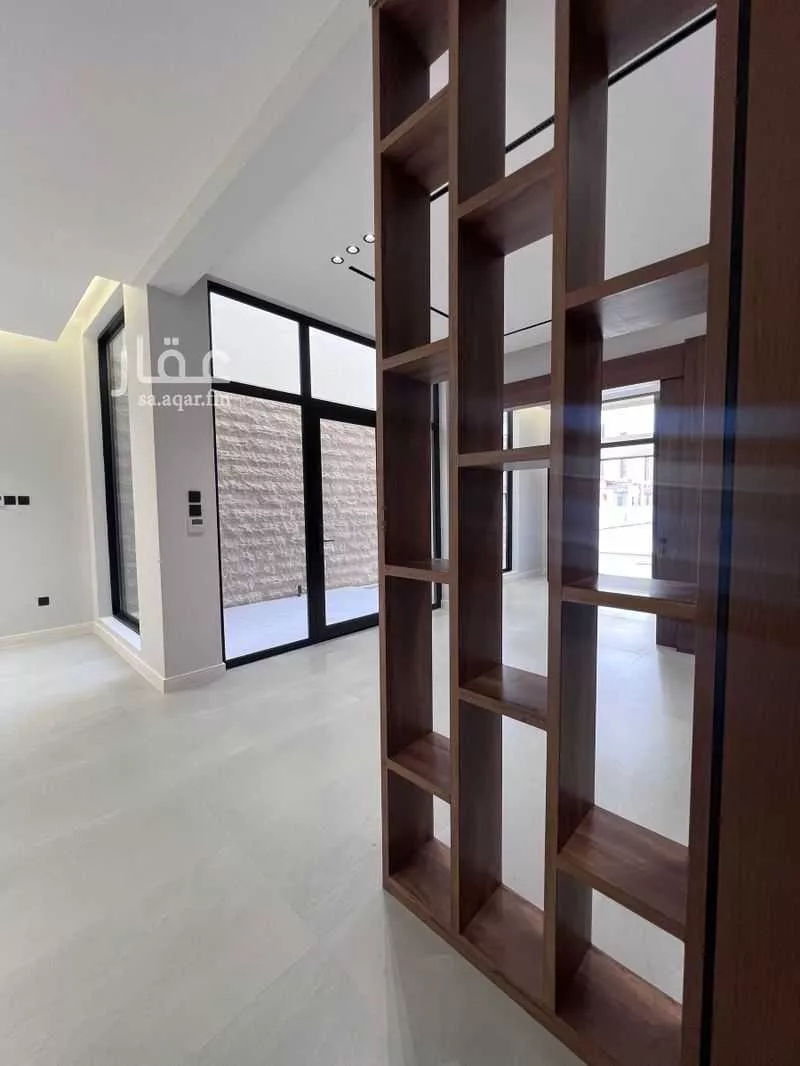 6 bedroom villa in Al Farouq 1
