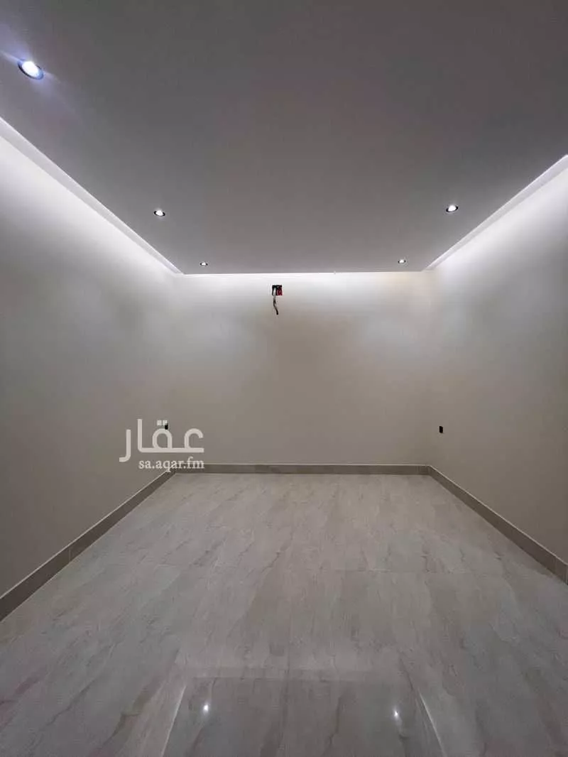 فيلا 6 غرف في الفاروق 2