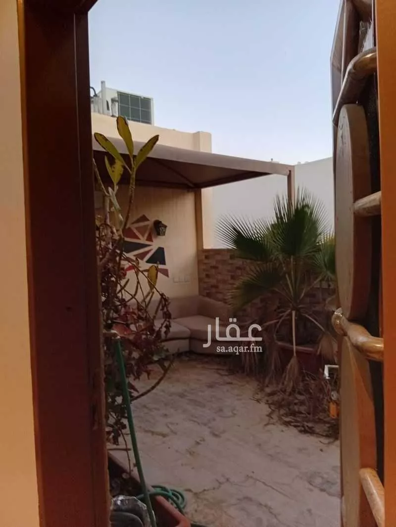 4 bedroom apartment in Al Qairawan 1