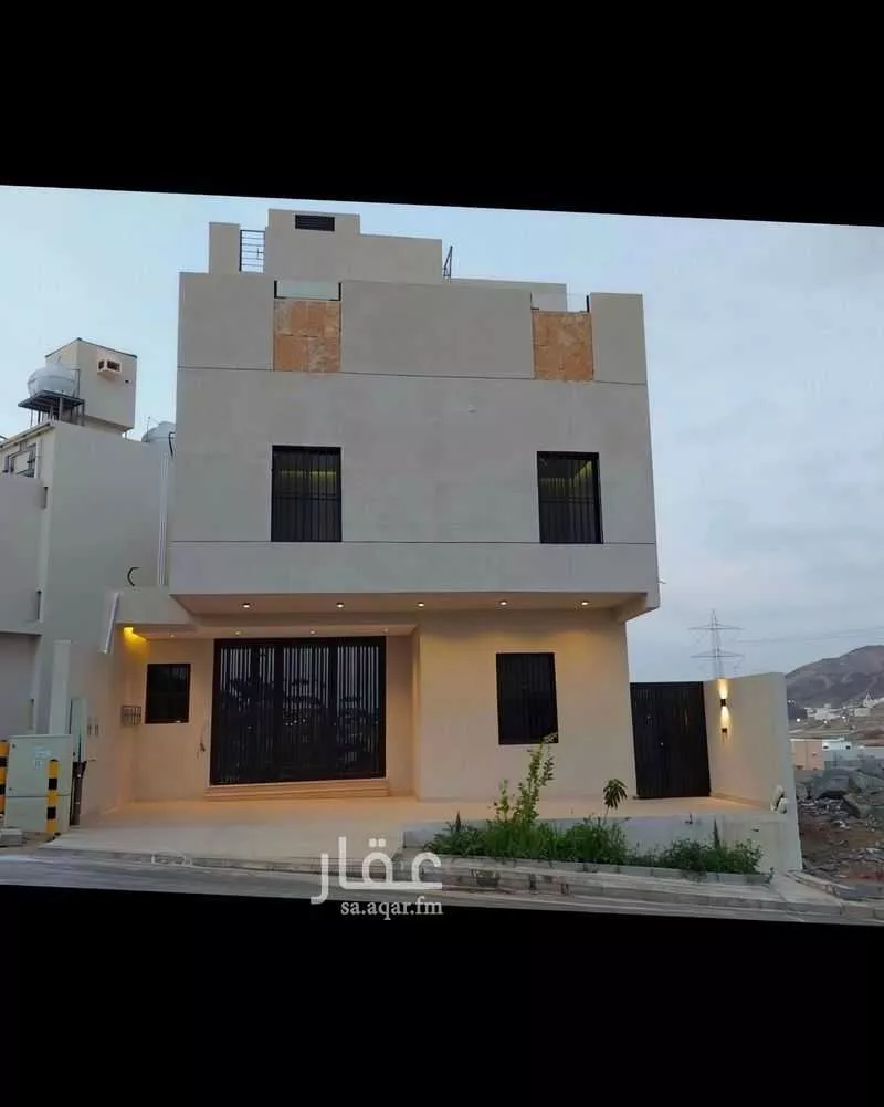 فيلا 5 غرف في العكيشية 1