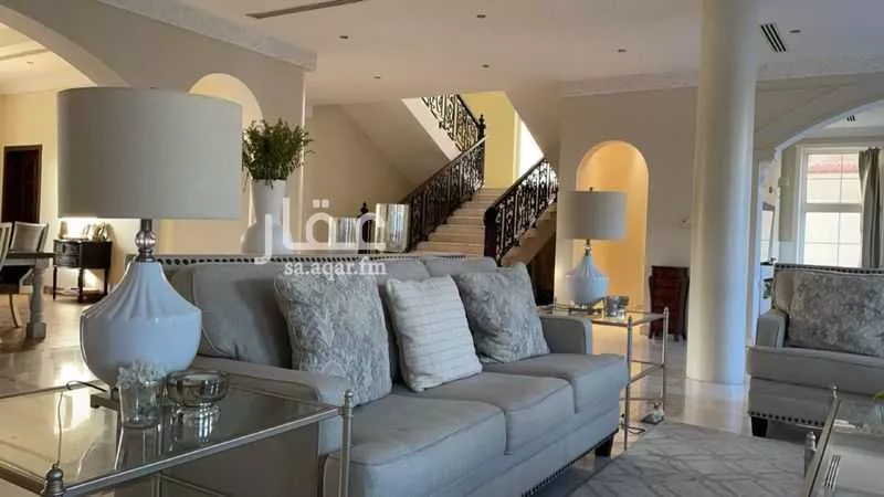 فيلا 6 غرف في الشاطئ الغربي 4