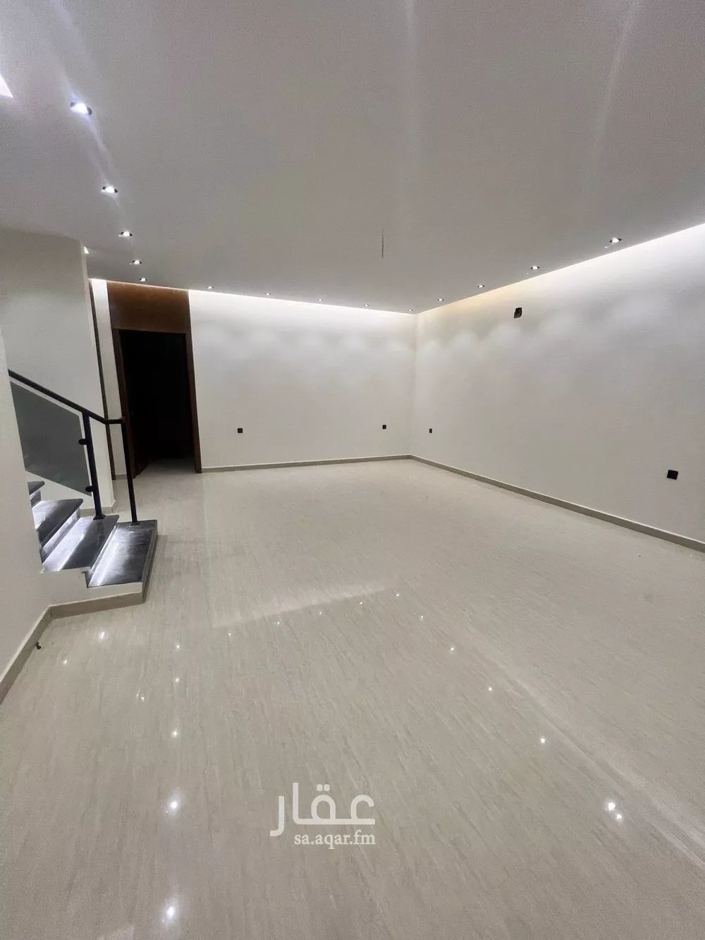 فيلا 5 غرف في طويق 5