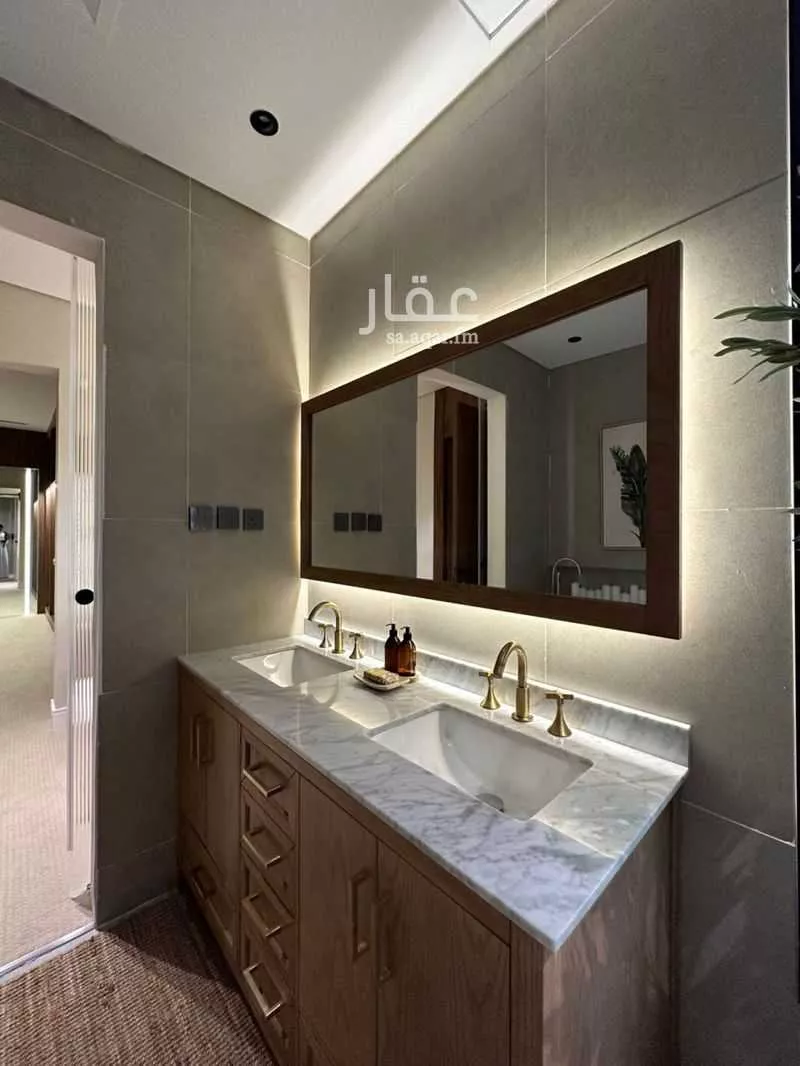 4 bedroom villa in Al Bahr, Eastern Province 25