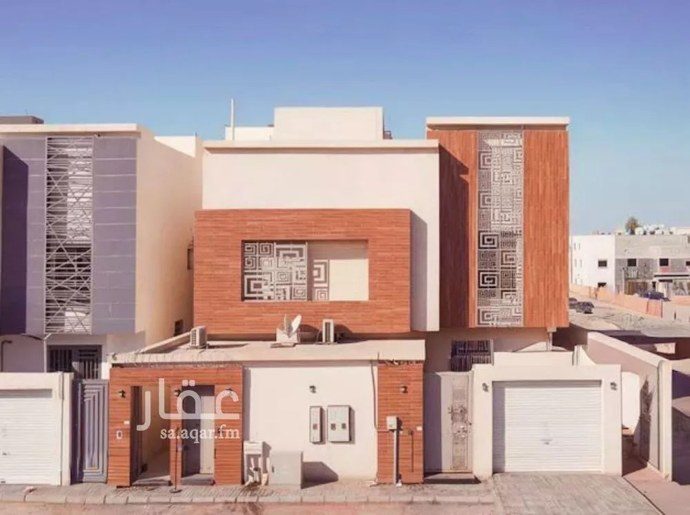 5 bedroom villa in Al Aridh