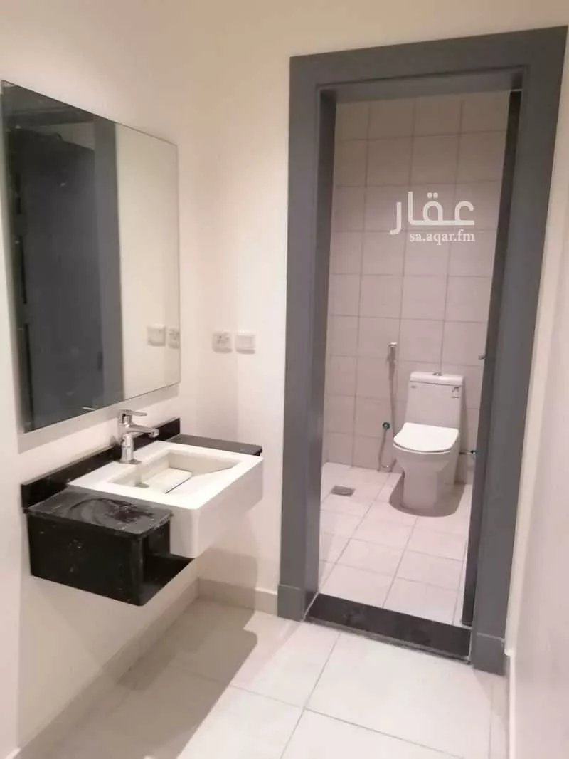 شقة 5 غرف في الواحة 5