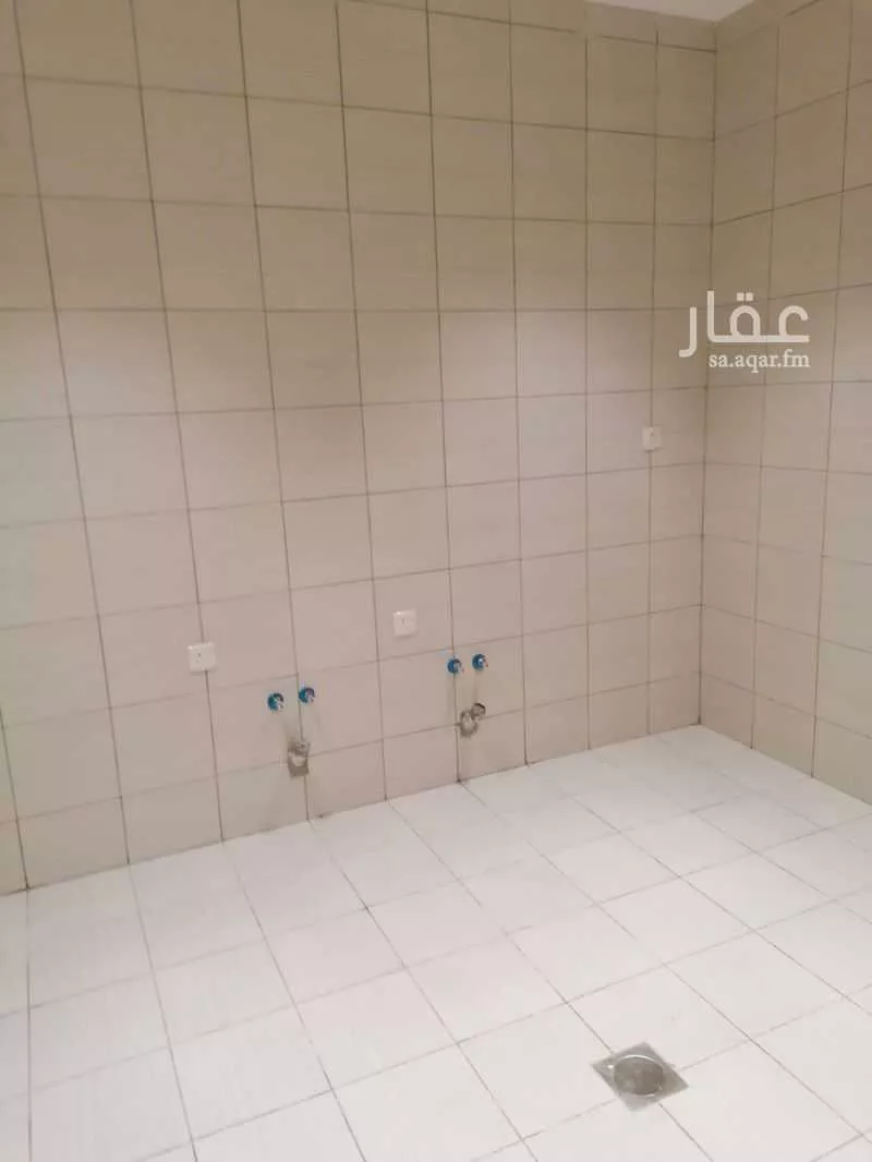 شقة 5 غرف في الواحة 3