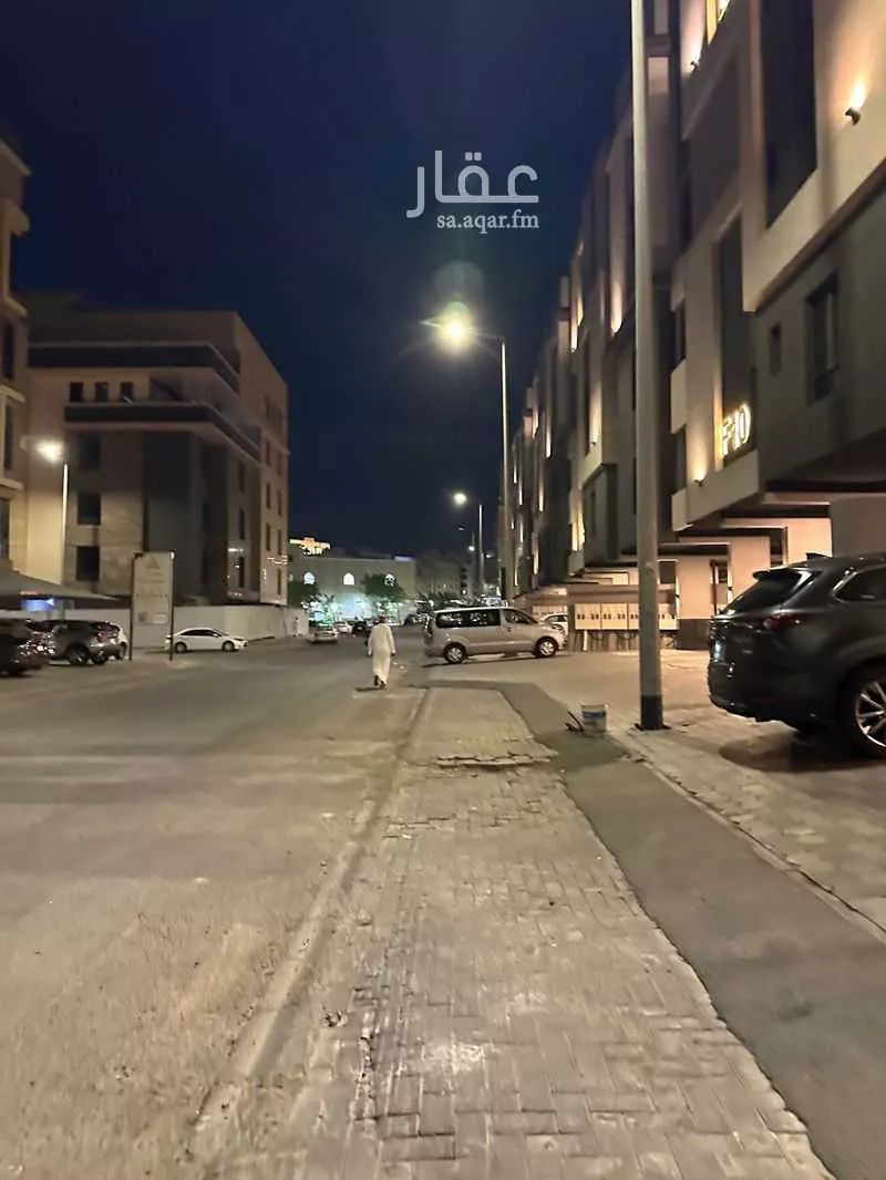 شقة 5 غرف في الواحة 1