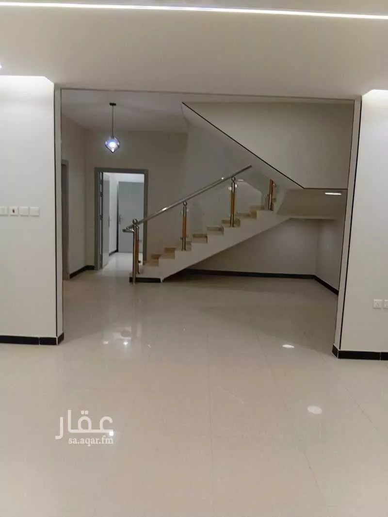 فيلا 8 غرف في المونسية 4