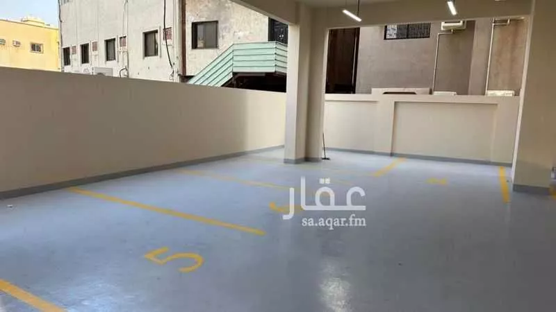2 bedroom apartment in Al Aziziyah, Jeddah 5