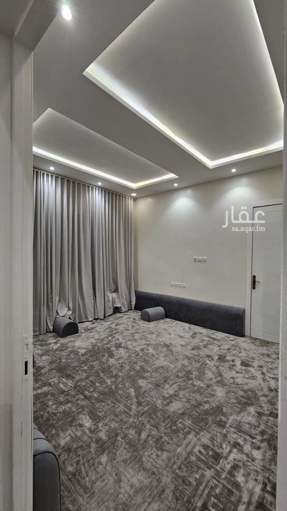 فيلا 4 غرف في الرمال 4