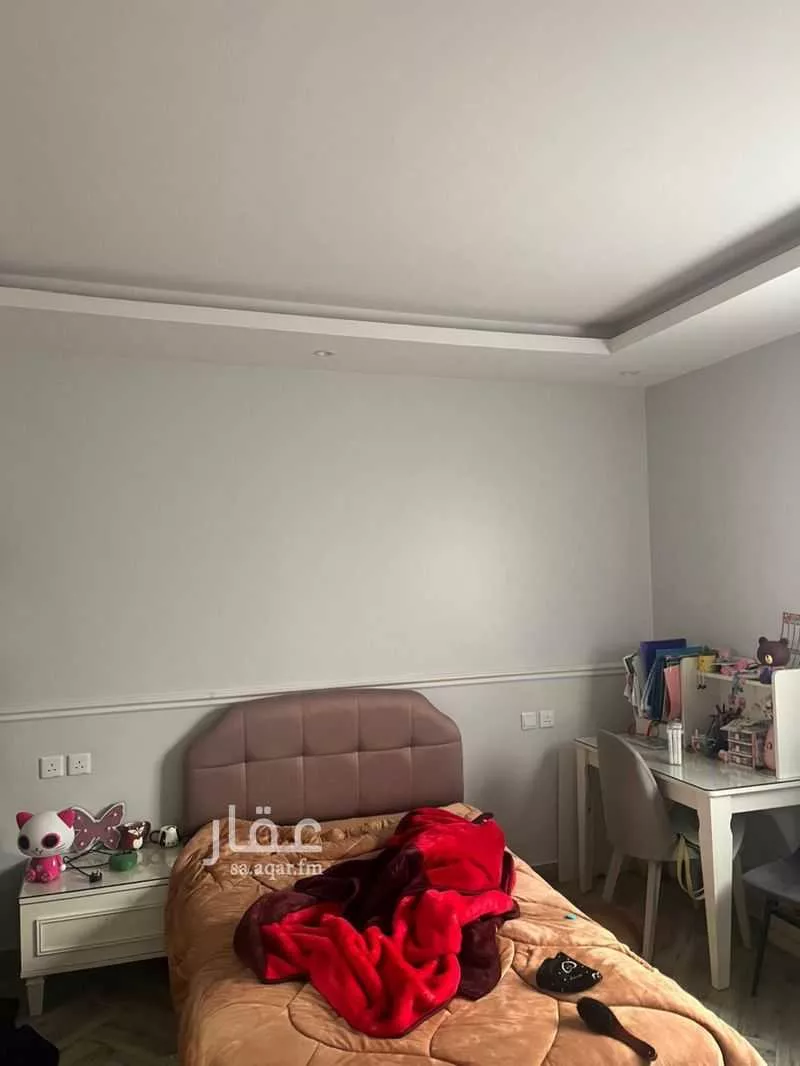 5 bedroom villa in Al Hazm 2