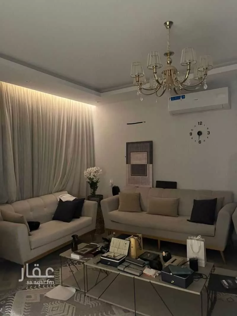 5 bedroom villa in Al Hazm 1