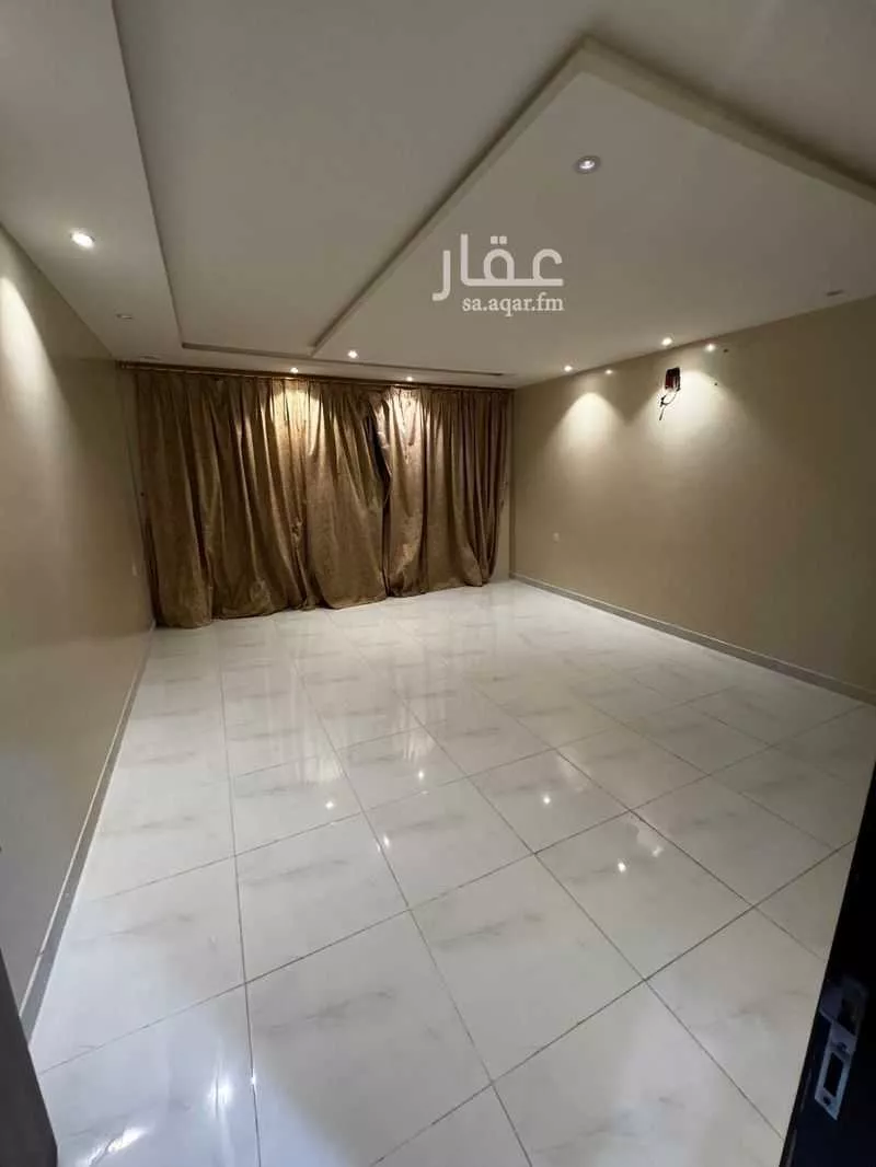 3 bedroom floor in Tuwaiq 4
