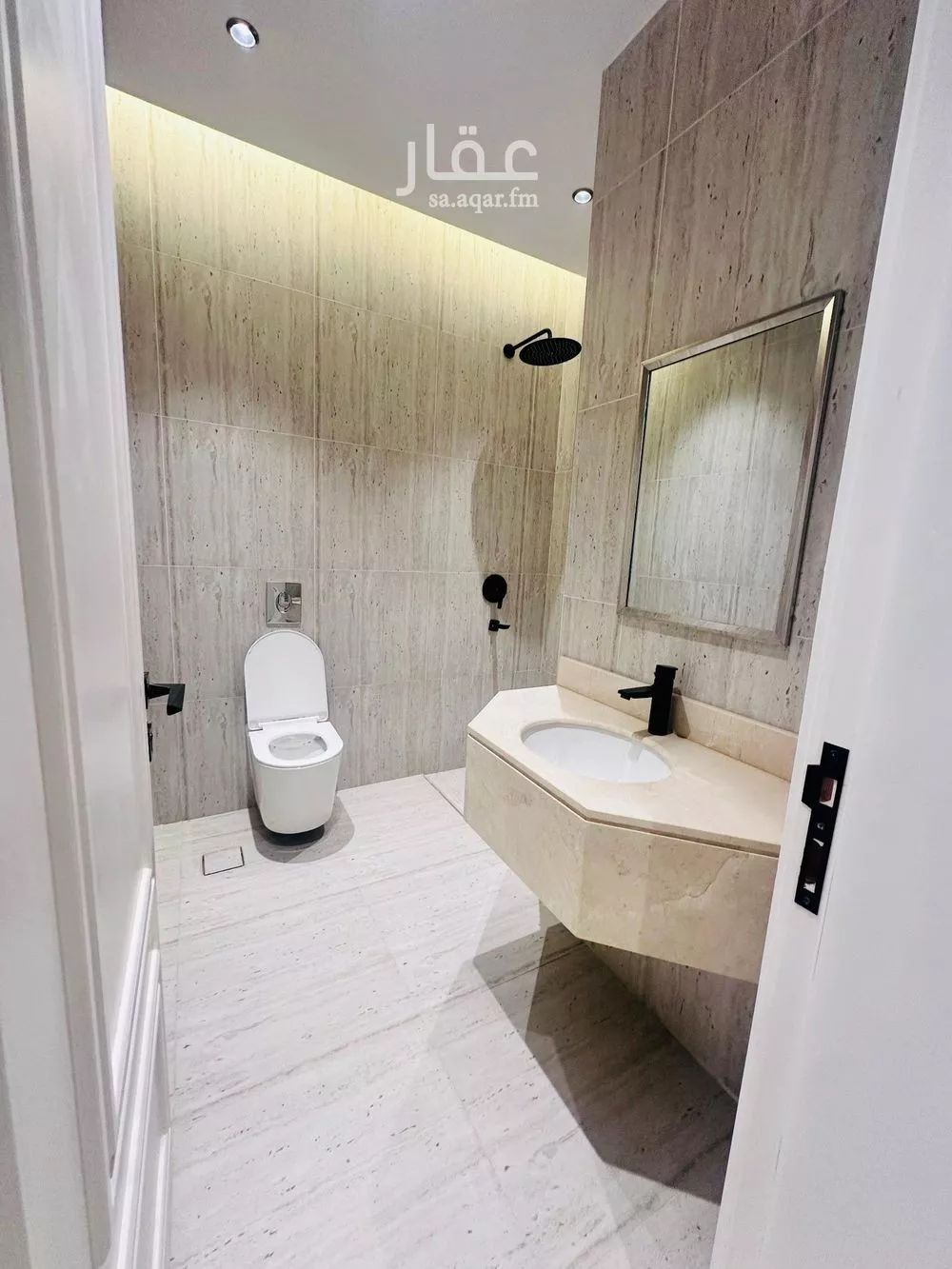 3 bedroom apartment in King Abdul Aziz 4