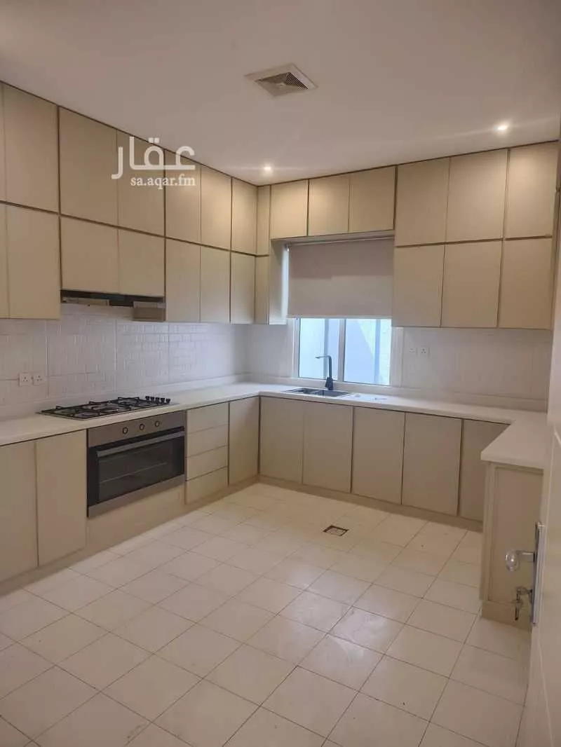 4 bedroom villa in Al Rakah Ash Shamaliyah, Eastern Province 6