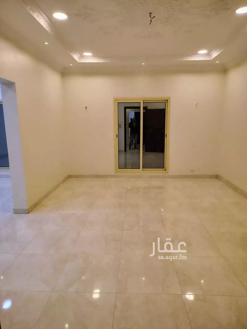 3 bedroom building in Al Olaya, Eastern Province 8