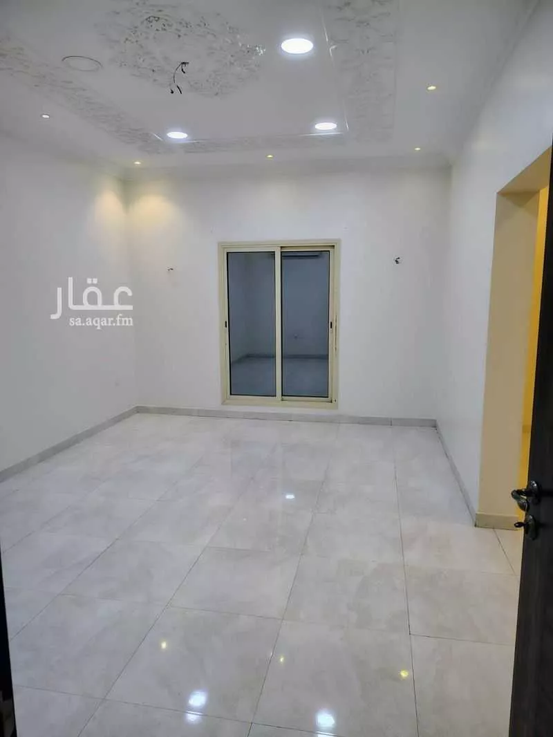 3 bedroom building in Al Olaya, Eastern Province 9