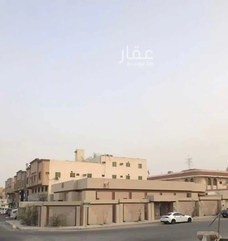 عمارة 857 م² في الروضة 2