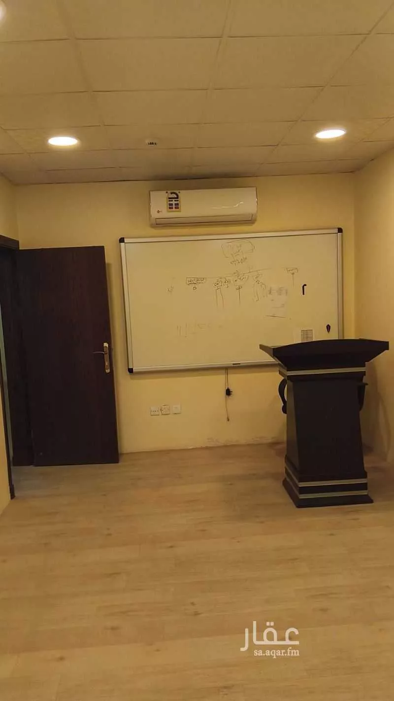 عقار 20 غرف في احد، الدمام 12