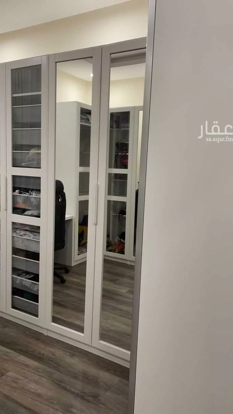 3 bedroom apartment in Al Malqa 5
