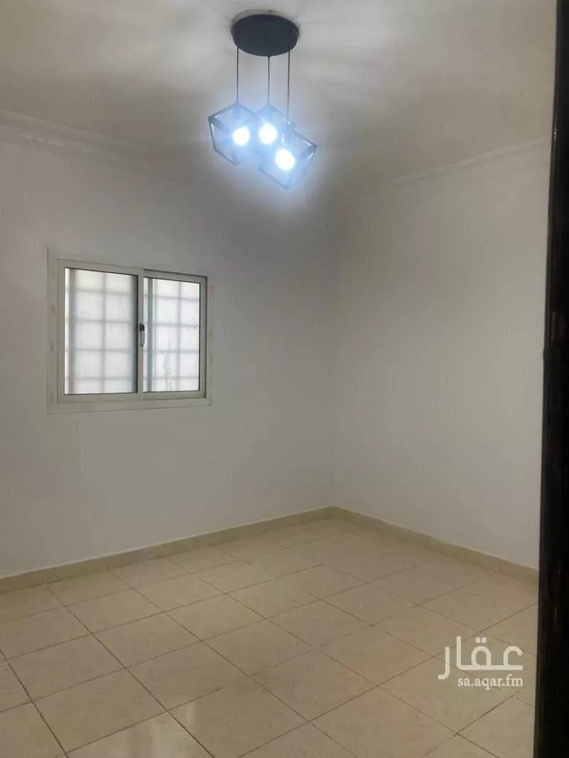 2 bedroom floor in Al Aziziyah 3