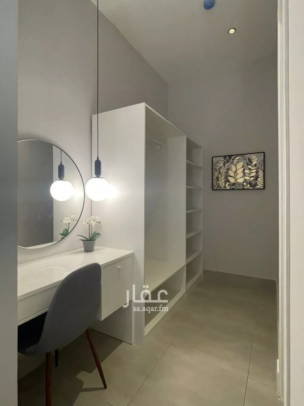 شقة 3 غرف في الملقا 5