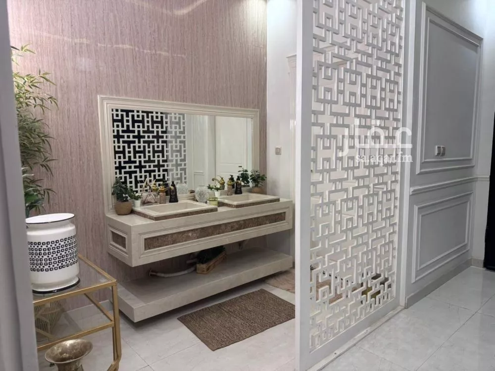 شقة 5 غرف في العارض 2