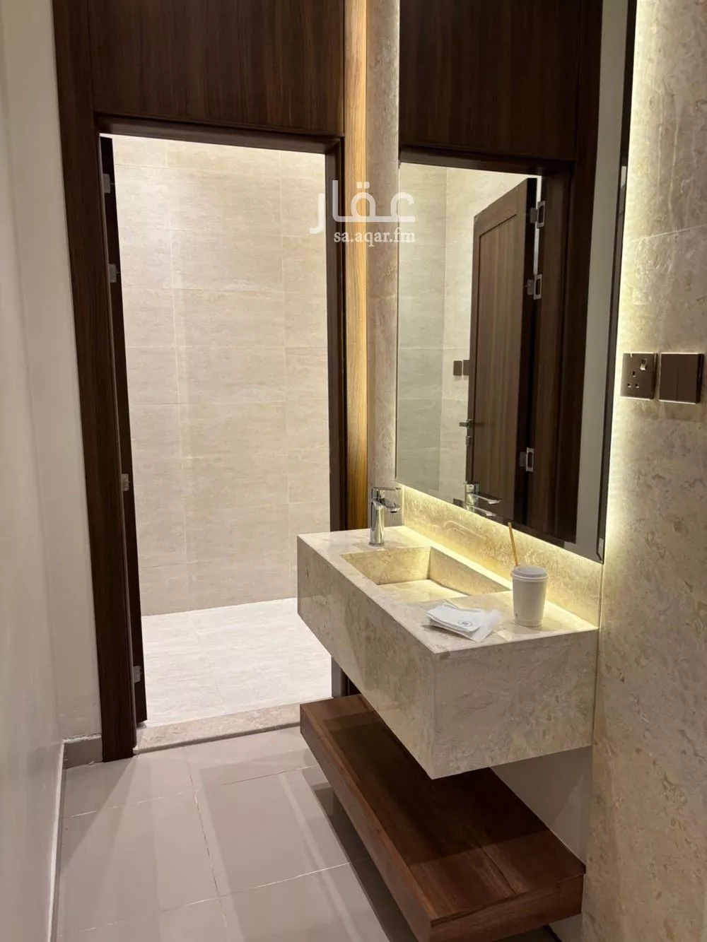 شقة 3 غرف في الملقا 2