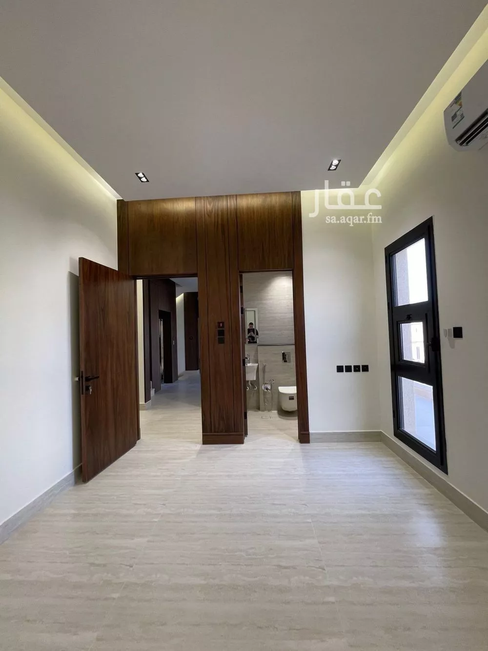 فيلا 5 غرف في النرجس 4