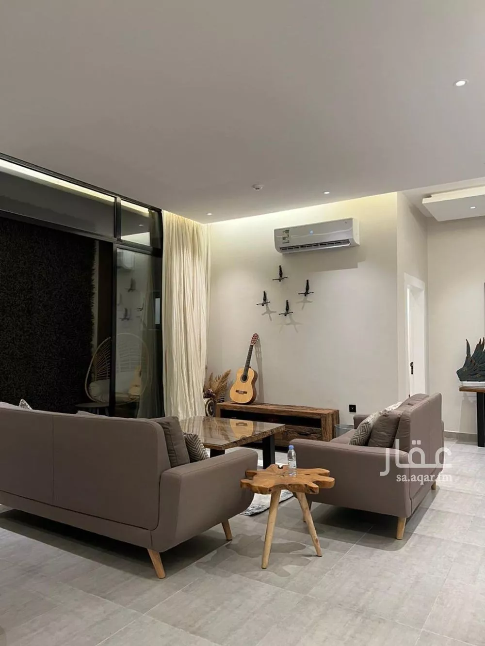 شقة 3 غرف في الملقا 5