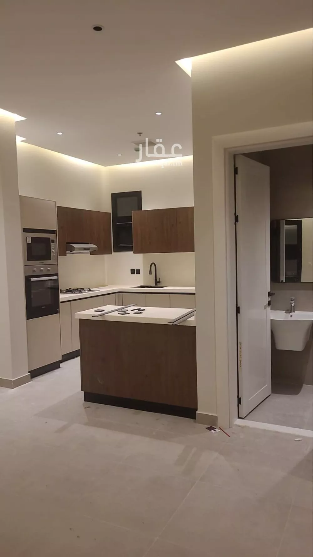 شقة 3 غرف في الملقا 5