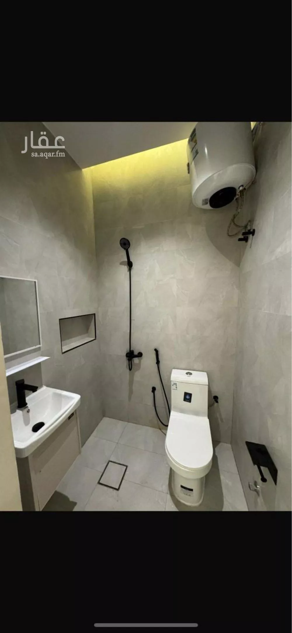 شقة 3 غرف في الملقا 5