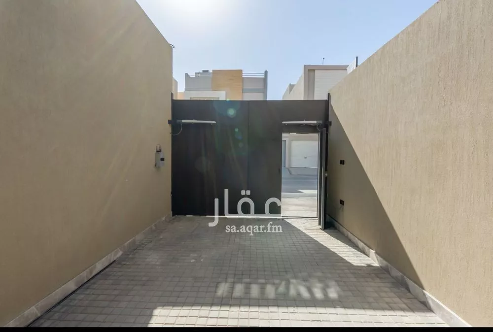 دور 4 غرف في العارض 3