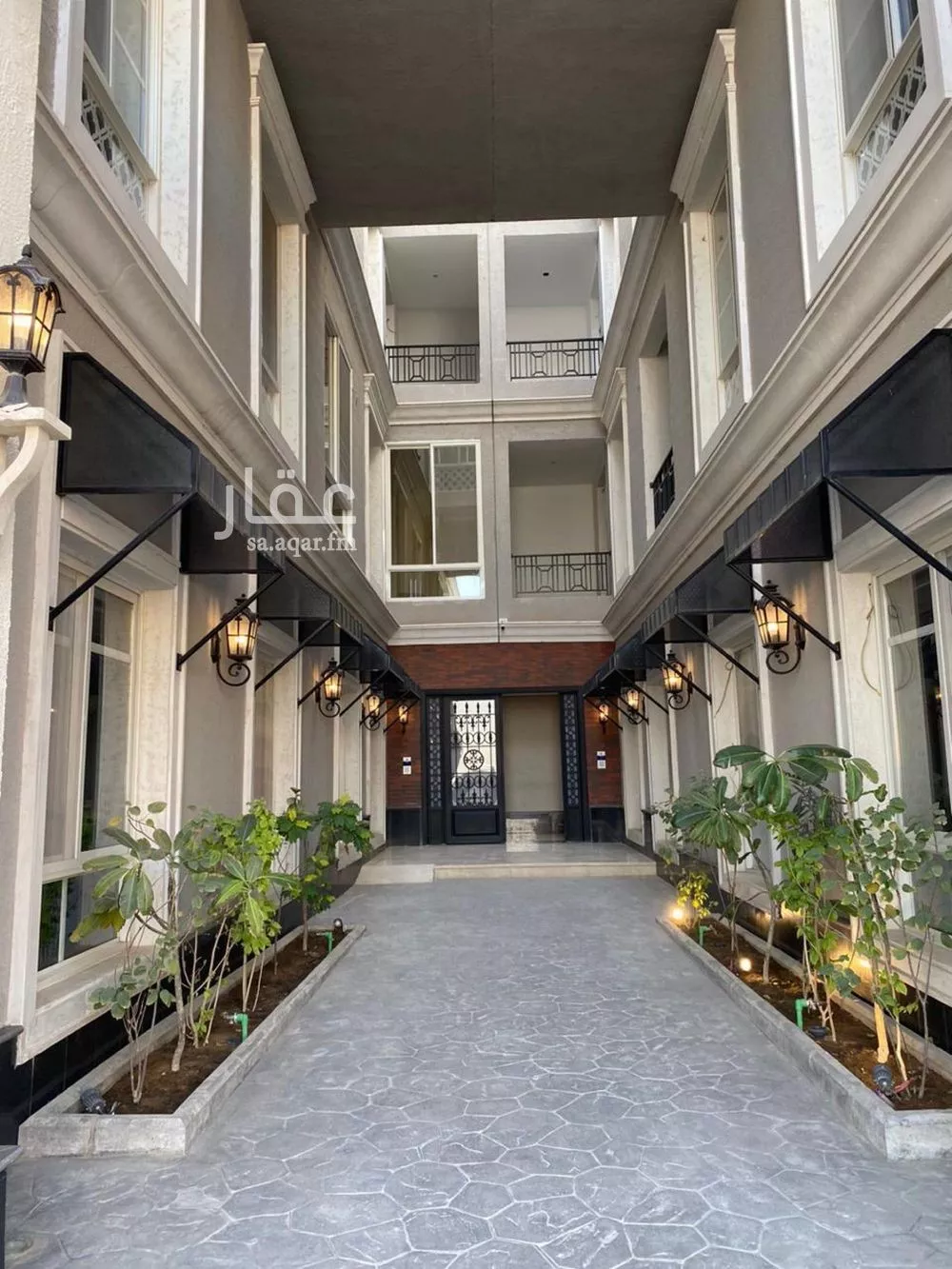 3 bedroom apartment in Al Malqa 2