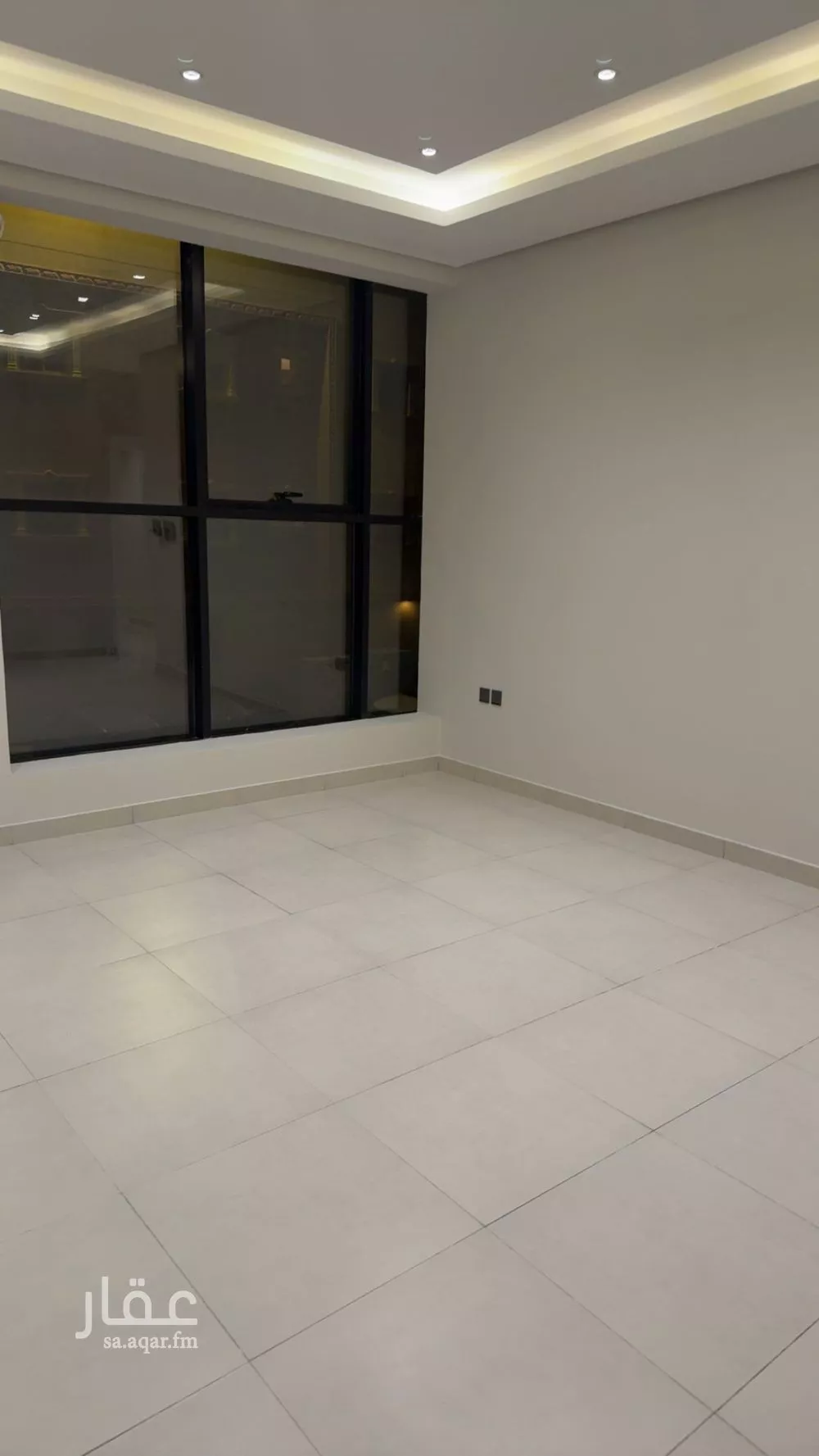 شقة 3 غرف في الملقا 4