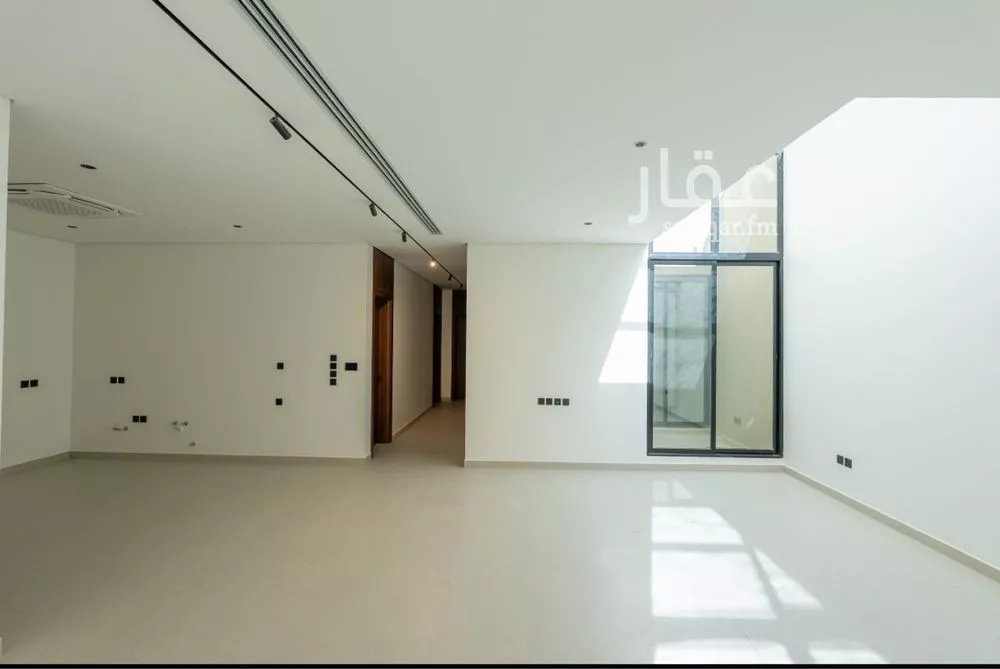 دور 4 غرف في العارض 2