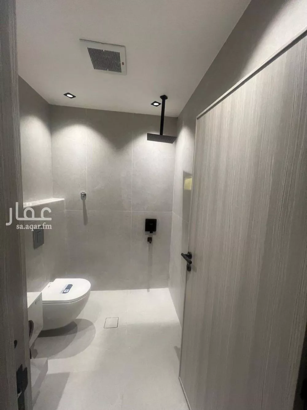 شقة 3 غرف في الملقا 2