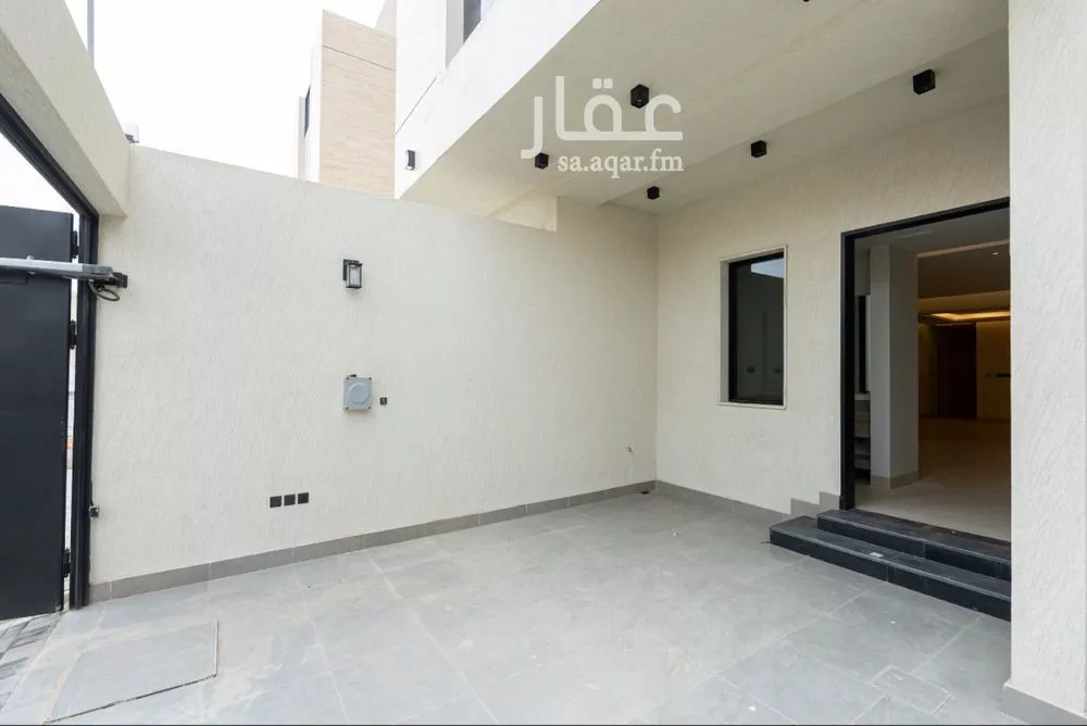 دور 4 غرف في الملقا 2