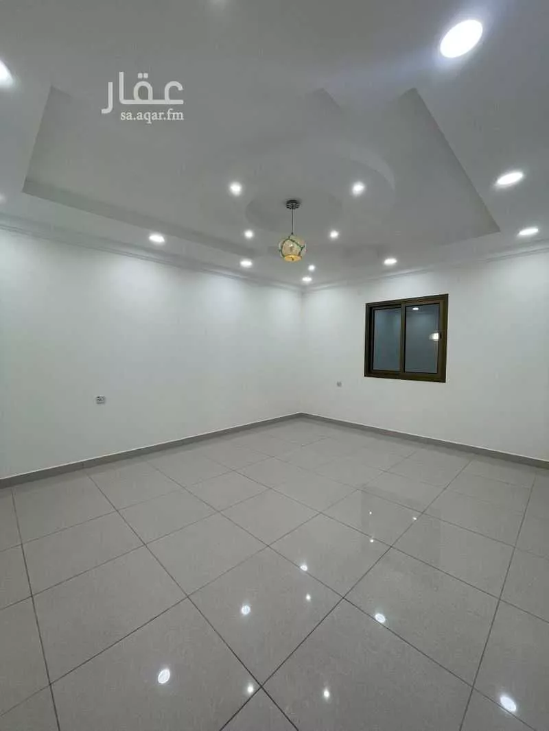 8 bedroom villa in Ash Shulah 3