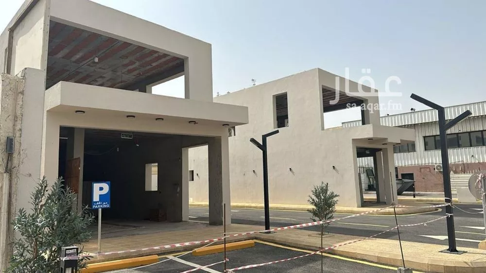 عمارة 911 م² في المربع 1