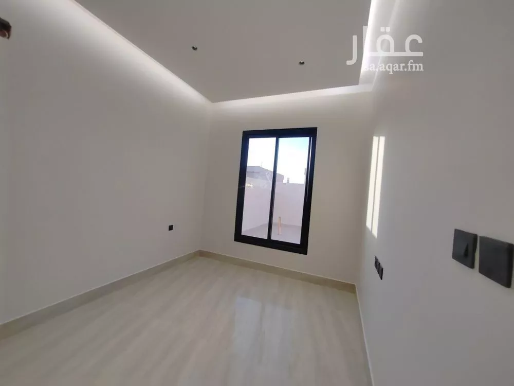 5 bedroom floor in Dirab 4