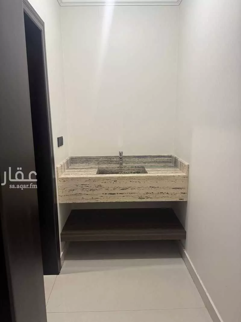 4 bedroom villa in Qurtubah, Riyadh 10
