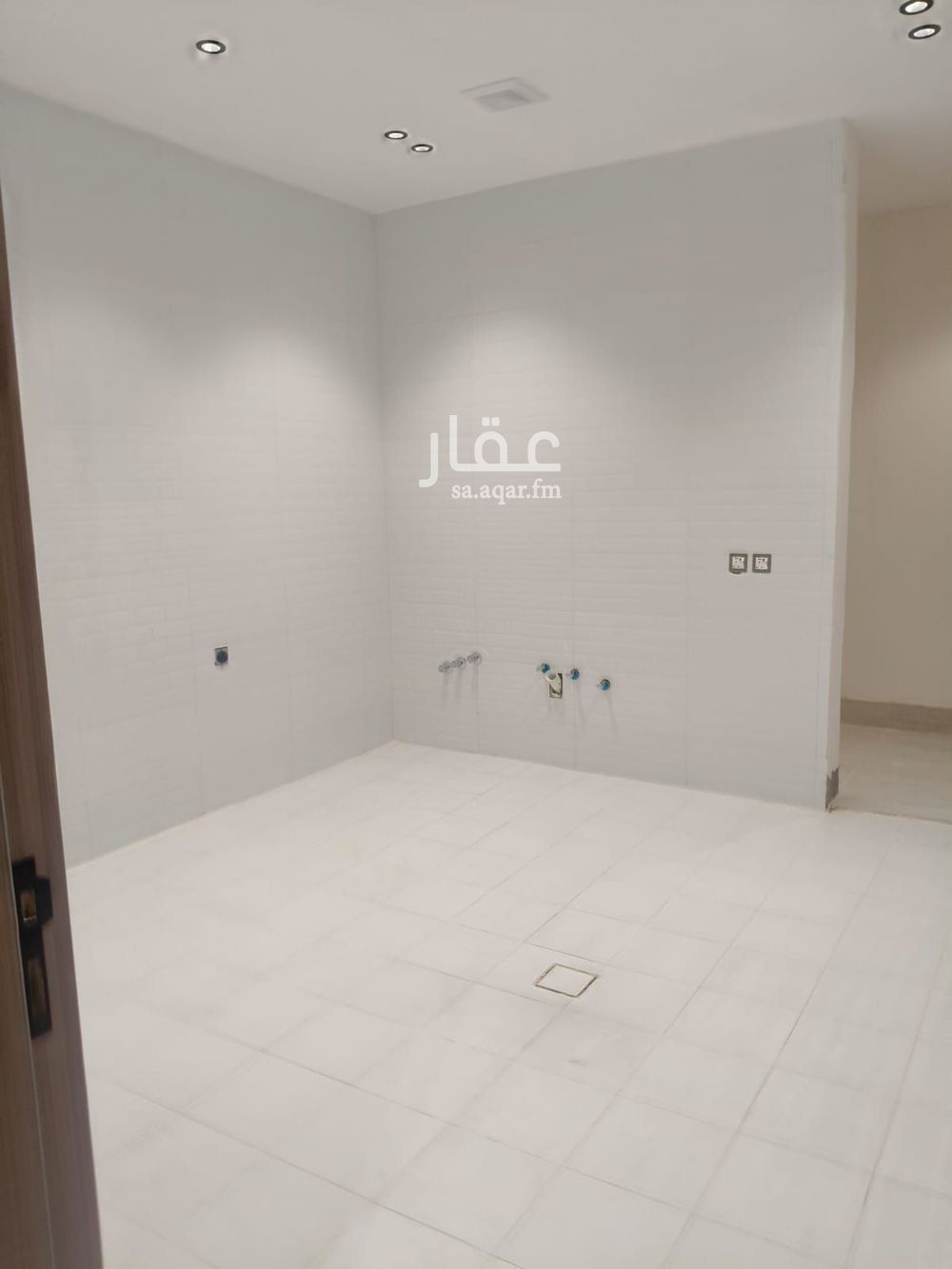 4 bedroom villa in Al Buhairah, Eastern Province 6