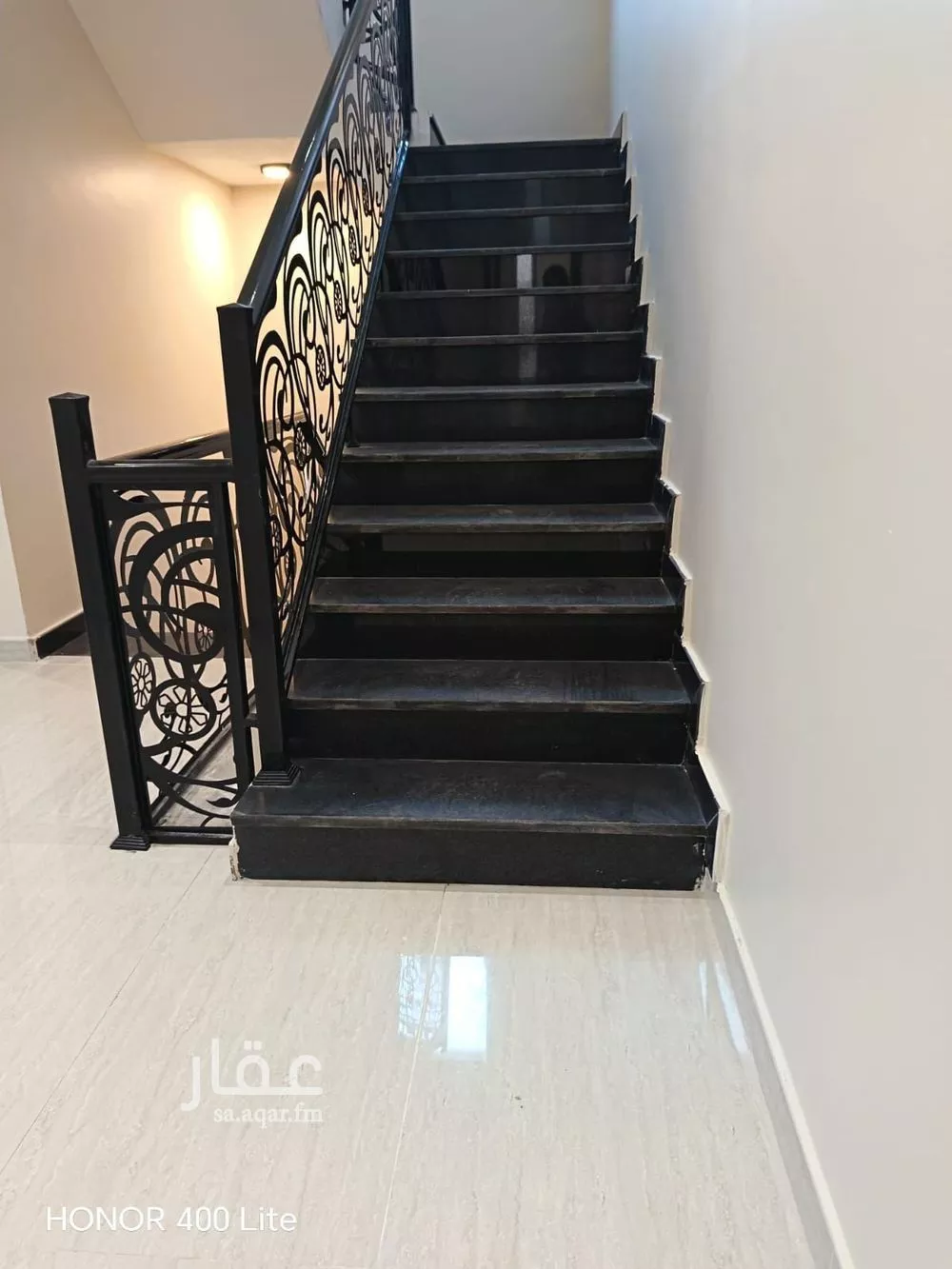 فيلا 6 غرف في اللؤلؤ 5