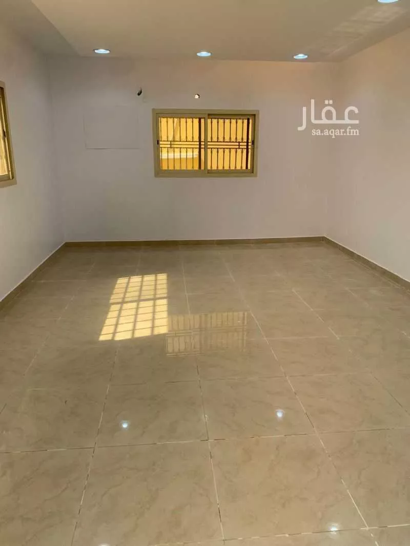 6 bedroom apartment in Al Manar 5