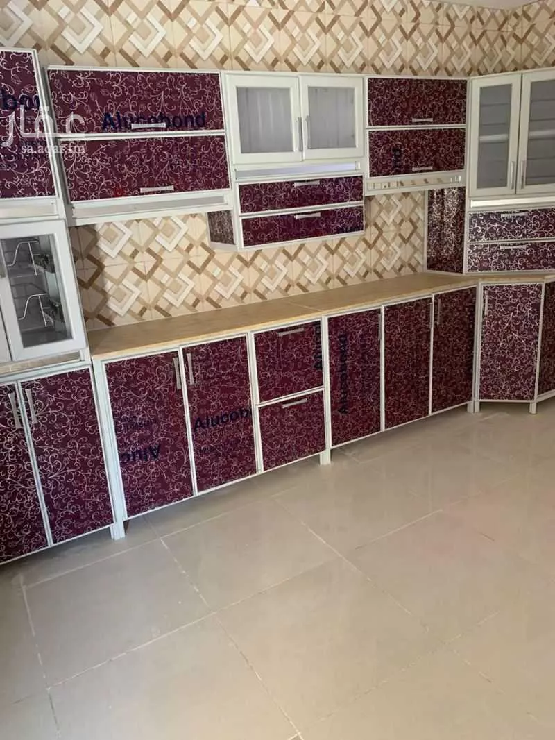 6 bedroom apartment in Al Manar 2