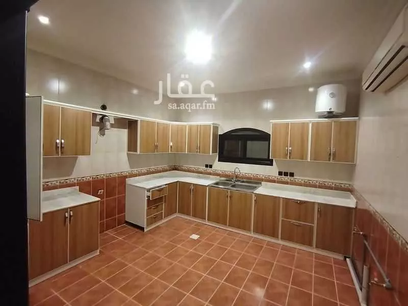 4 bedroom floor in Al Yasmin 3
