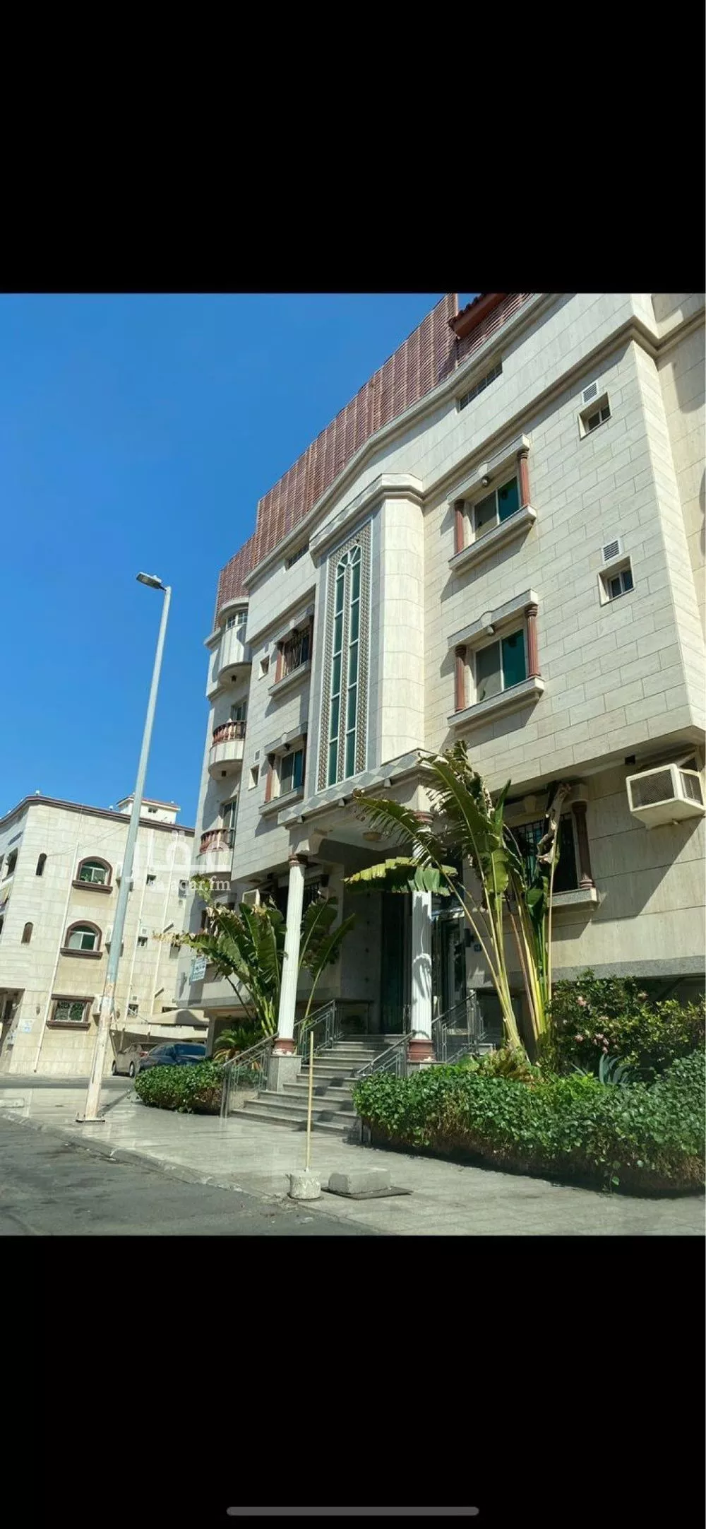 عمارة 933 م² في الروضة 3